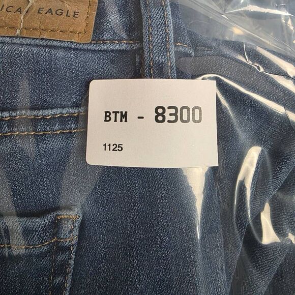 American Eagle The Dream Jean Skinny Women 4 Short - Picture 7 of 7